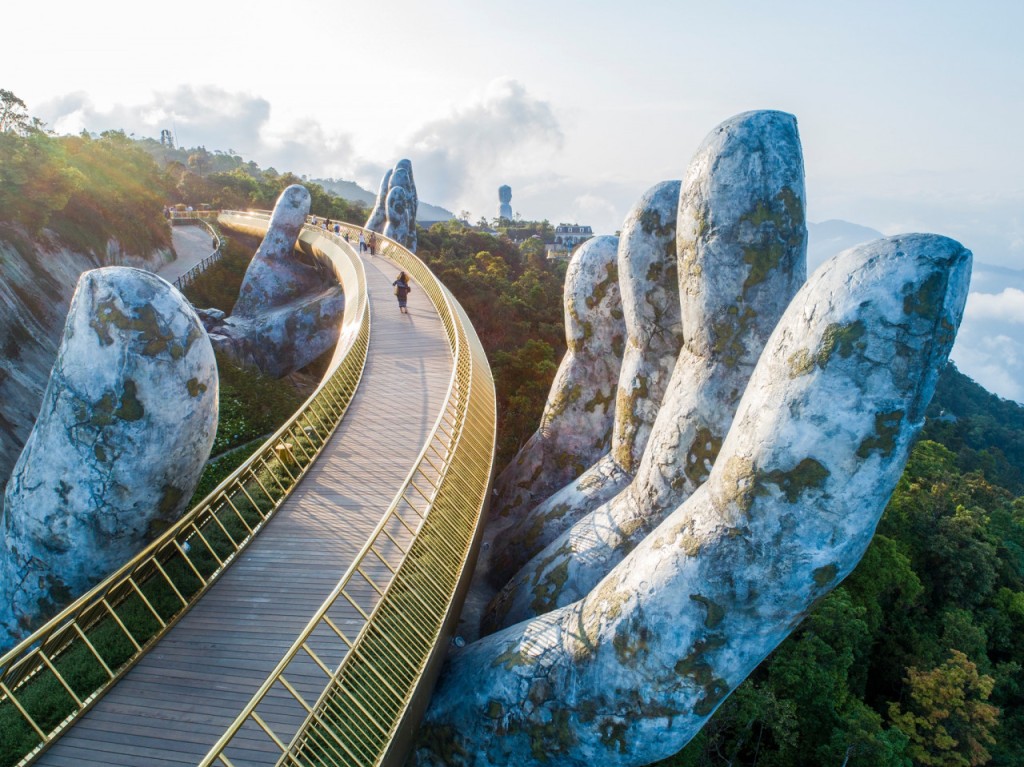 Sun World Ba Na Hills Ticket (Direct Entry Admission + Round Trip Cable Car + Lunch Buffet at Bharata Restaurant)