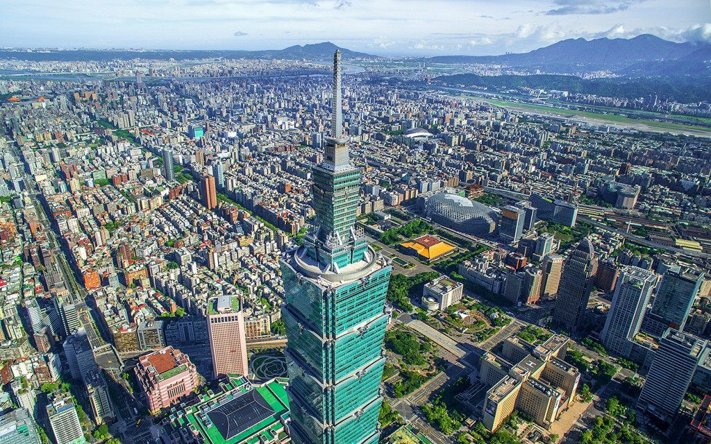 Biglietti per l'89° e il 101° piano del Taipei 101 Observatory (per persone non residenti a Taiwan) (89th & 101st Floor Observatory Deck Ticket: Non-Taiwanese Resident)