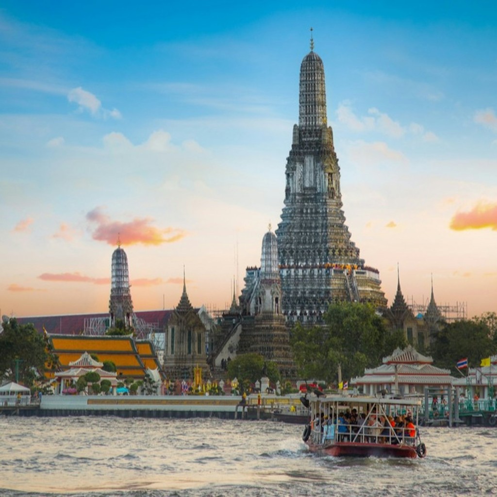 Wat Pho e Wat Arun: tour guidato a piedi