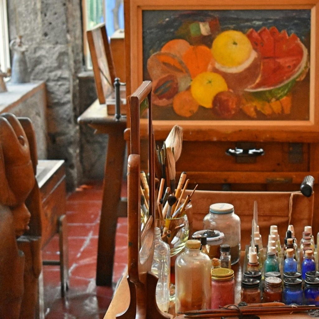 Xochimilco & Coyoacán: Guided Day Tour + Frida Kahlo Museum Entry + Transfers