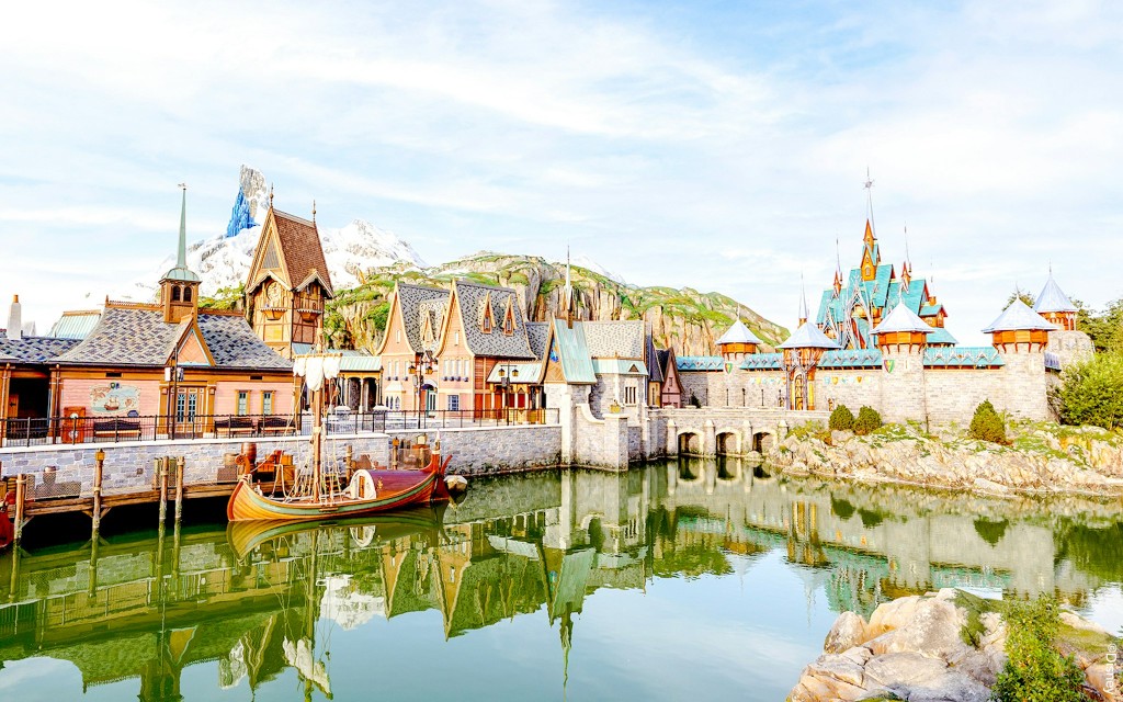 1-Day Ticket to Disneyland® Paris (1 Disney® Park Ticket) - 1
