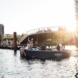 24-Hour Hop-on Hop-off Bus Tour & 1-Hour Guided GoBoat Harbor Boat Tour - 2