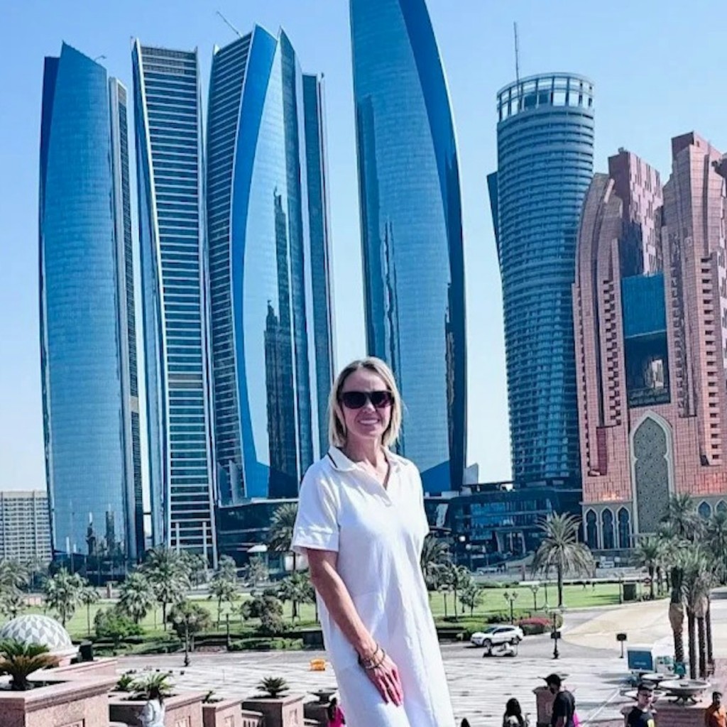 Abu Dhabi: Tour privato delle attrazioni + ingresso alla Grande Moschea dello Sceicco Zayed e ai Souk - 2