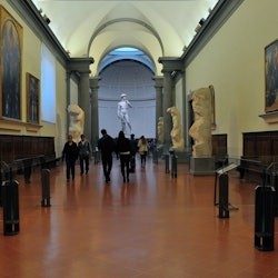 Accademia Gallery: Priority Entry Ticket + Official Audio Guide - 2
