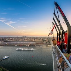 A'DAM Lookout:入場券+ハンバーガーメニュー - 3