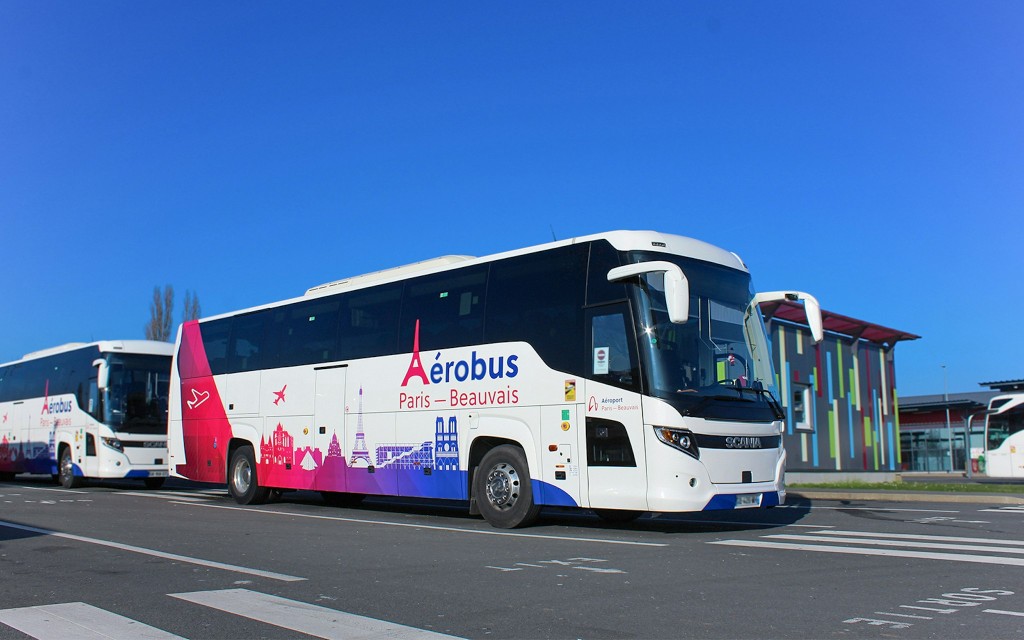 Aérobus : Navettes d'aéroport en bus entre Paris Beauvais, la Porte Maillot et La Villette (One-Way Ticket: Paris-La Villette to Beauvais Airport) - 1