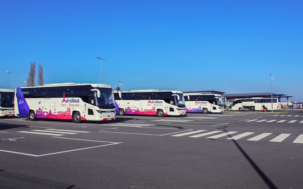 Aérobus : Navettes d'aéroport en bus entre Paris Beauvais, la Porte Maillot et La Villette (One-Way Ticket: Paris-La Villette to Beauvais Airport) - 3