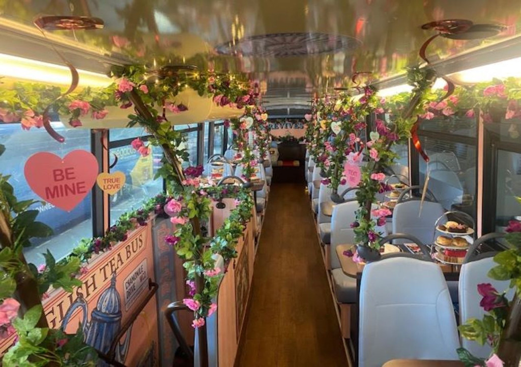Afternoon Tea Bus with Panoramic Tour of London (Afternoon Tea Bus with Panoramic Tour of London - Premium Upper Deck) - 3