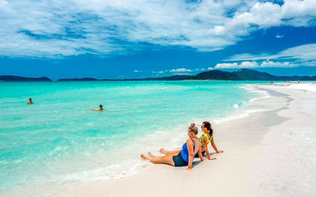 Airlie Beach: Outer Great Barrier Reef + Whitehaven Beach Schnorchel-Tour (Premium Whitsundays Islands Sail & Snorkel Tour) - 3