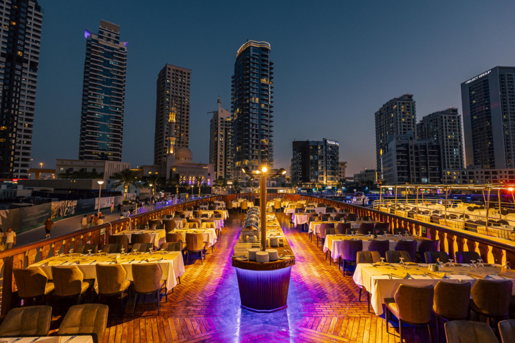 Alexandra Dhow Dinner Cruise in Dubai Marina - 1