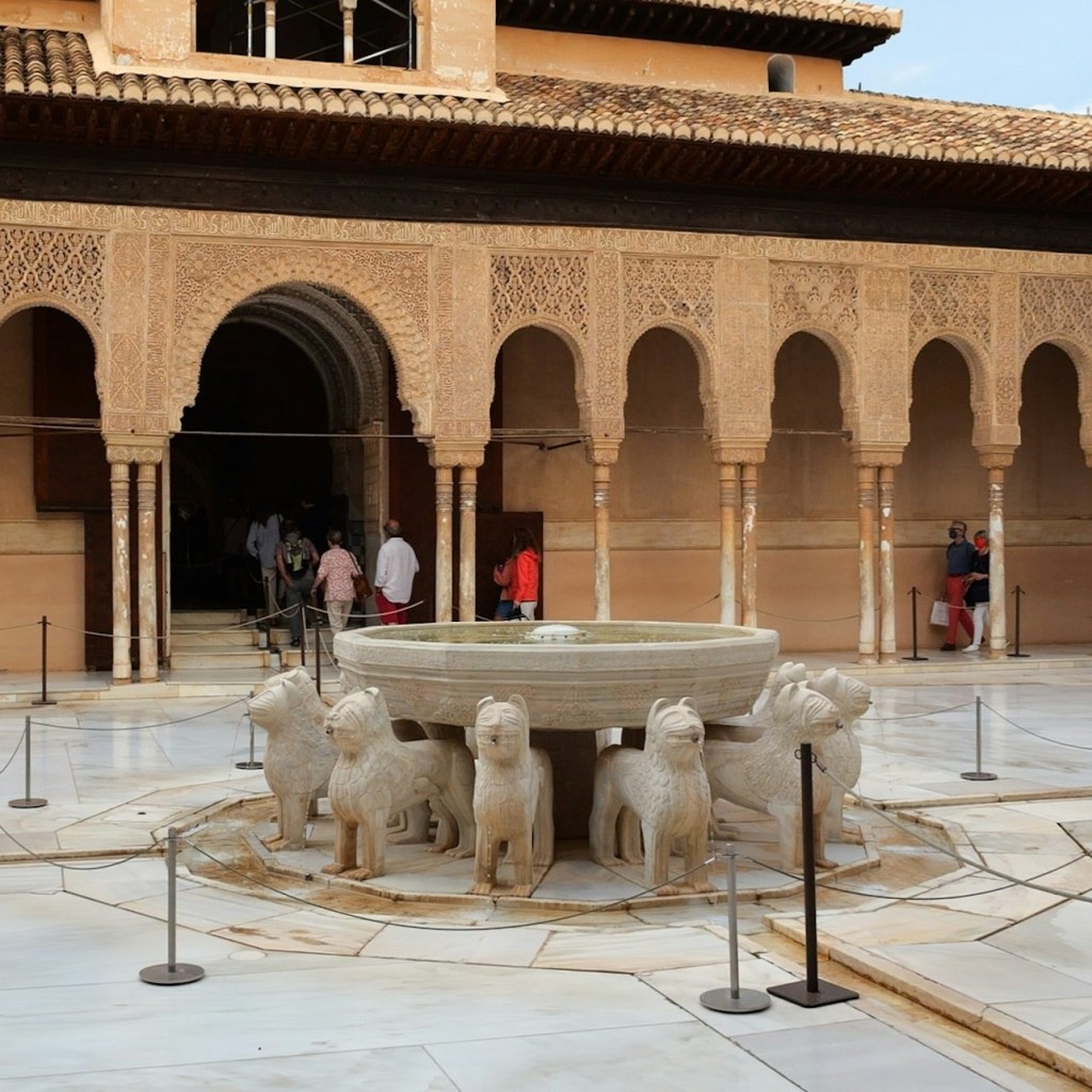 Alhambra & Nasrid Palaces: Entry Ticket + Audio Guide - 3