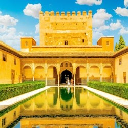 Alhambra & Nasrid Palaces: Guided Tour + Priority Entry Ticket - 1