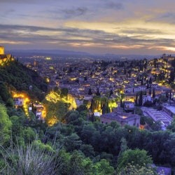 Alhambra & Nasrid Palaces: Skip The Line Ticket + Night Tour - 1