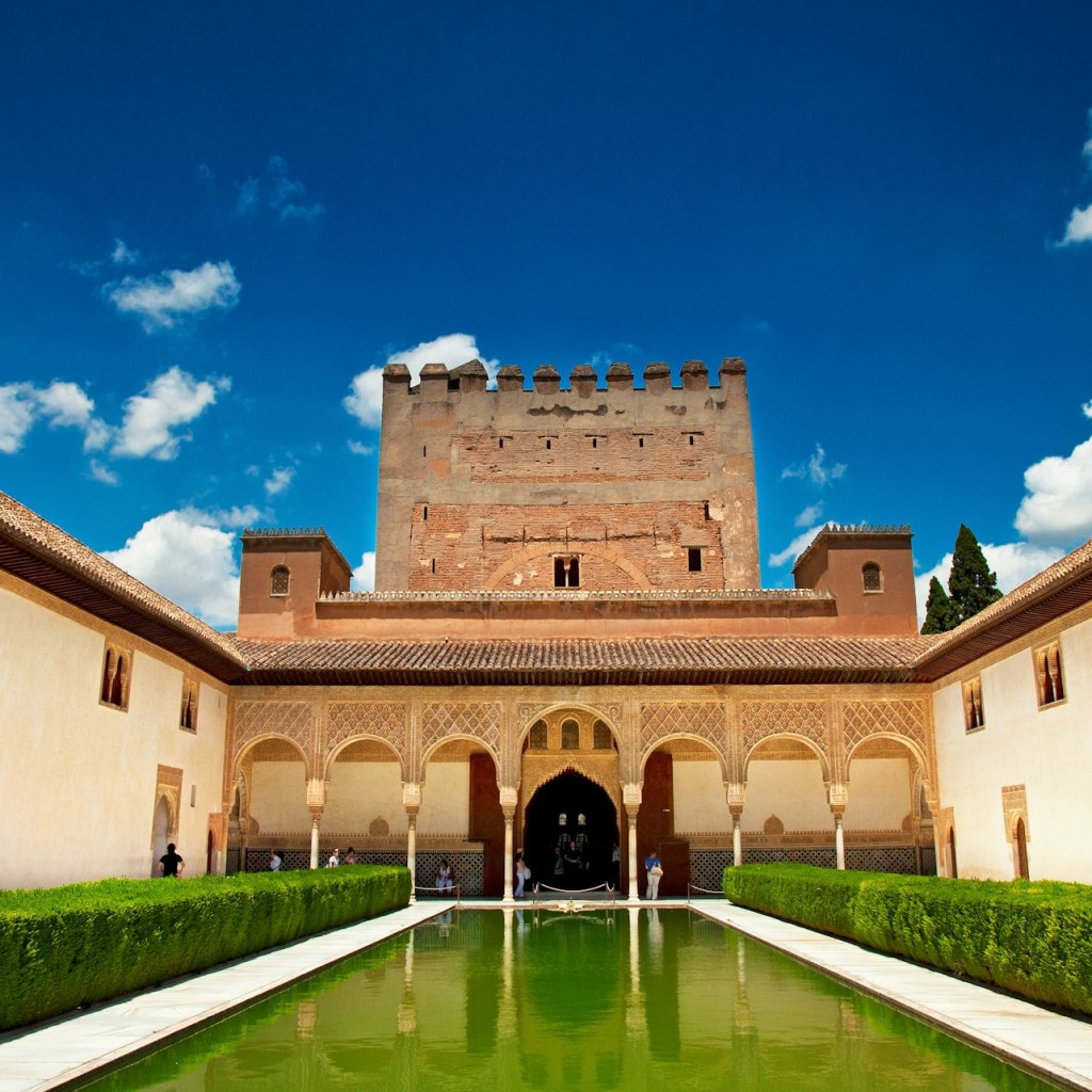 Alhambra & Nasrid Palaces: Skip The Line Ticket + Small Group Guided Tour - 1