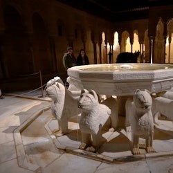 Alhambra: Night Entry to Nasrid Palaces & Carlos V Palace + Audio Guide - 1