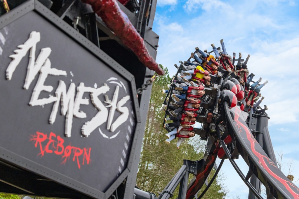 Alton Towers Ticket (Alton Towers Theme Park - 2 Day Pass) - 2