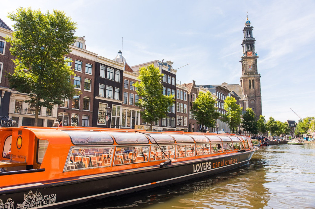 Amsterdam City Centre Canal Cruise Including Audioguide (Wine and Cheese Cruise (Central Station Departure)) - 1