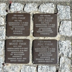 Ámsterdam: La vida de Ana Frank y Visita a pie en grupo reducido por el barrio - 1