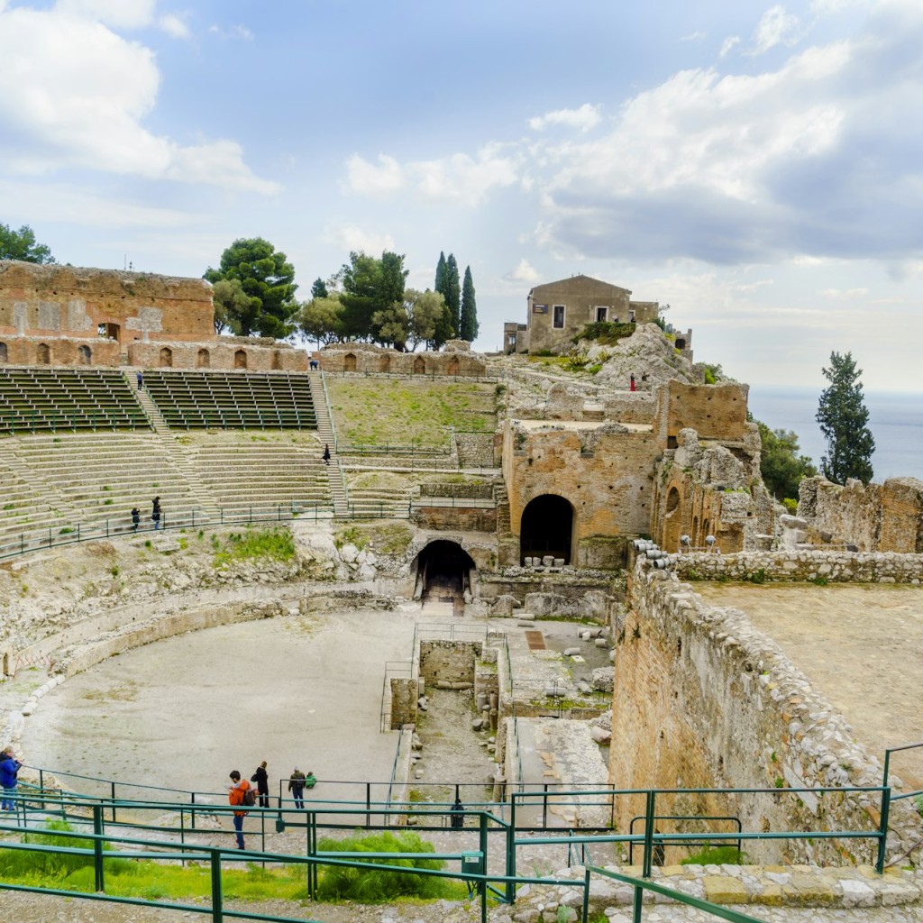 Ancient Theater of Taormina: Entry Ticket + Audio Guide - 2