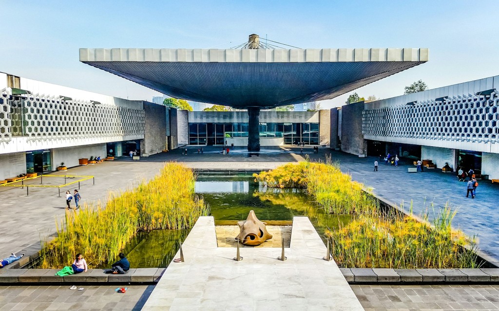 Entradas sin colas para el Museo de Antropología (Museum of Anthropology Skip-the-Line Tickets + Bilingual Guided Tour) - 1
