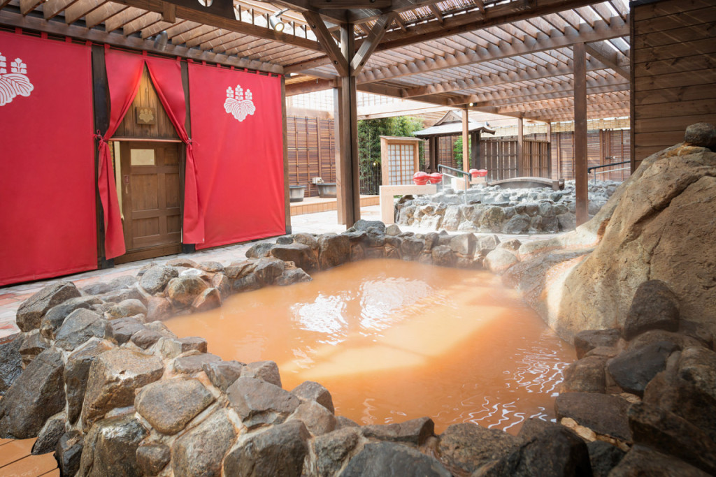 Arima Onsen Taikou-no-yu Spa (Admission + Kobe Beef Sukiyaki Set Meal + Soft Drink) - 2