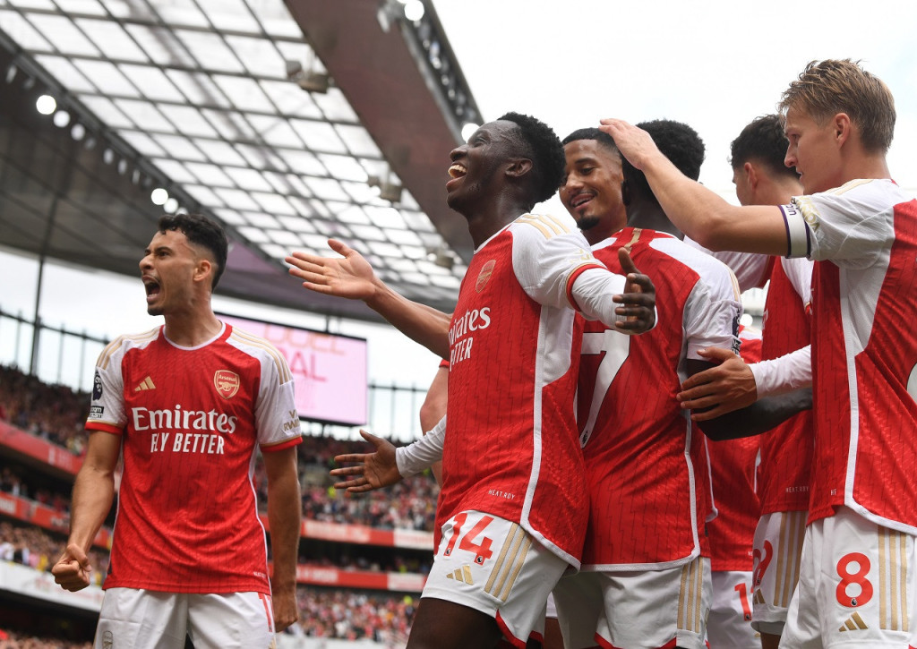 Arsenal FC Premier League Football Match Ticket at Emirates Stadium (Arsenal vs Burnley (17 May 2026 - no refunds if date changed) - Cannon Club Level Package) - 2