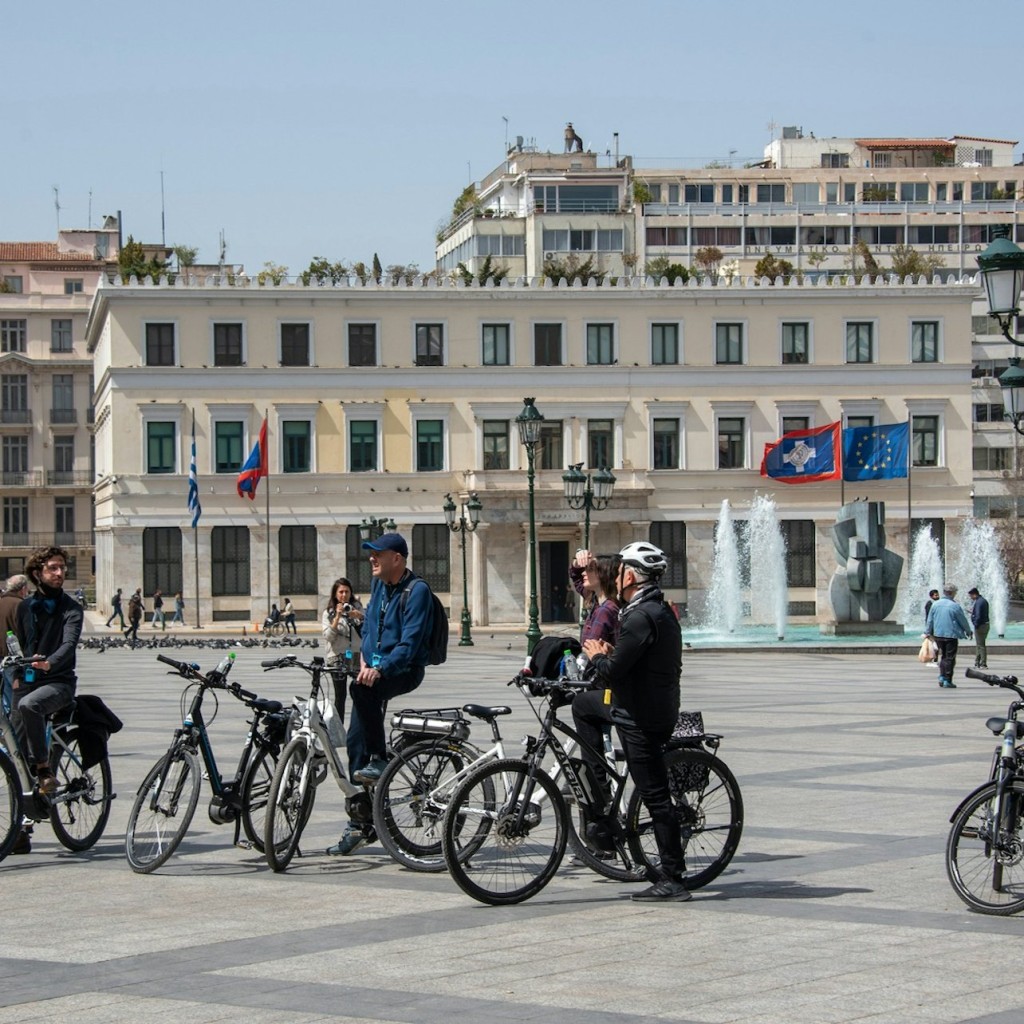 Atenas: Passeio de E-Bike com comida de rua - 3