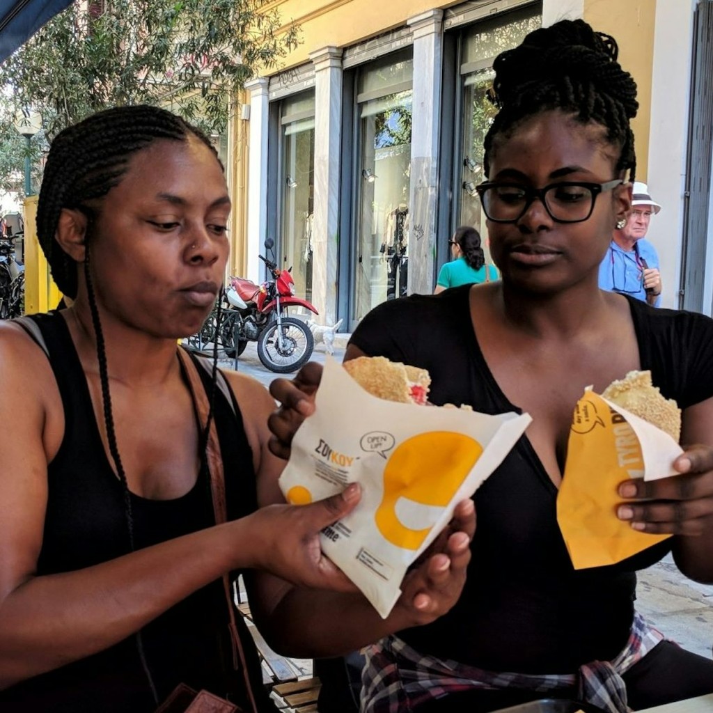 Atenas: Tour guiado de comida de rua grega - 2