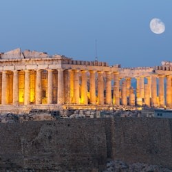 Atenas: Passeio noturno a pé para grupos pequenos + jantar - 3