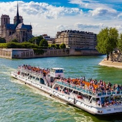 Ballon de Paris GENERALI & Bateaux Mouches Croisière sur la Seine - 2