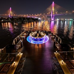 Bangkok: Cruzeiro com jantar no luxuoso rio Chao Phraya da Saffron - 2