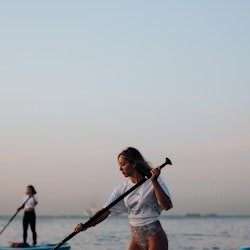 바르셀로나에서 즐기는 패들보드 서핑 대여 - 2