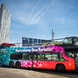 Barcelona: Park Güell + Cable Car + Hop-on Hop-off Bus - 2