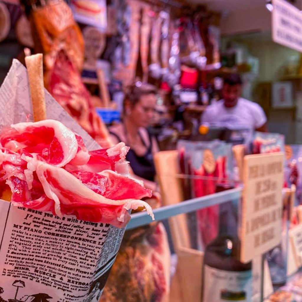 Barcelona: prywatna wycieczka degustacyjna tapas po francusku - 1