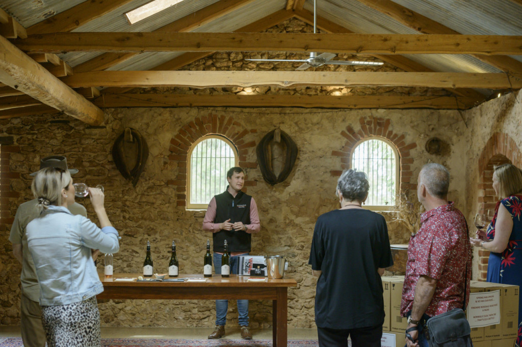 Barossa Valley Wineries and Hahndorf Tour (Barossa Valley Wine Tasting and Hahndorf Tour) - 1