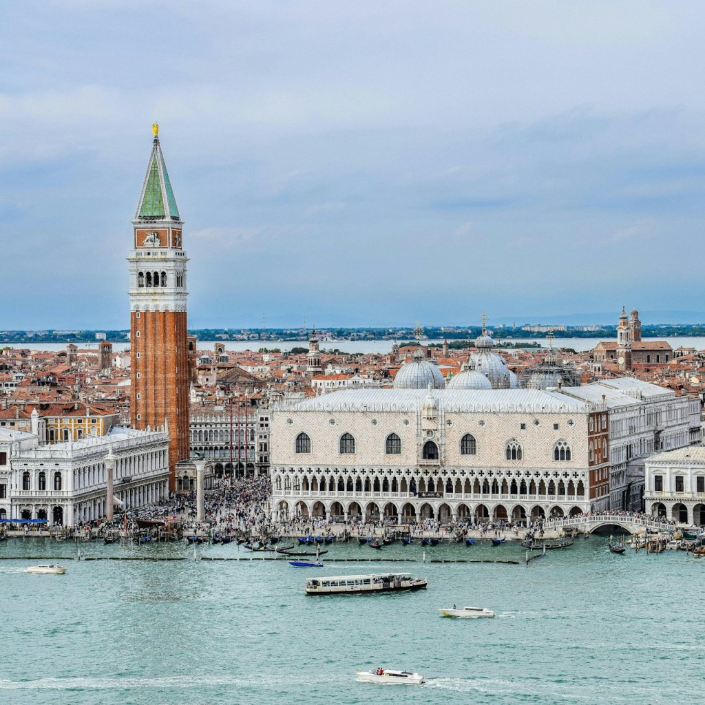 Basilica di San Marco: Skip-The-Line Access + Treasure Hunt Map - 1