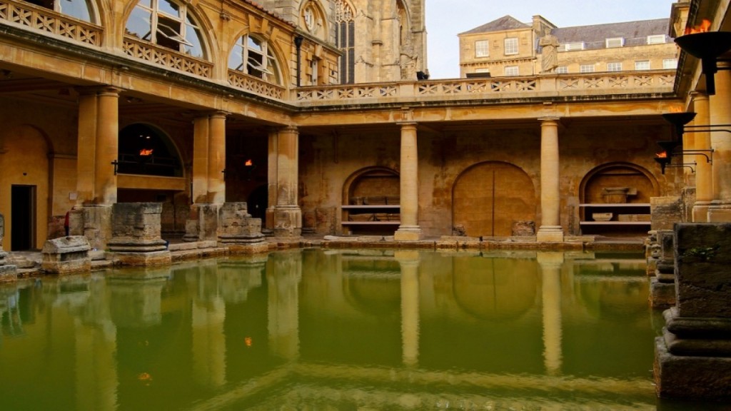 England In One Day: Stonehenge, Bath, Stratford and The Cotswolds Tour - 3