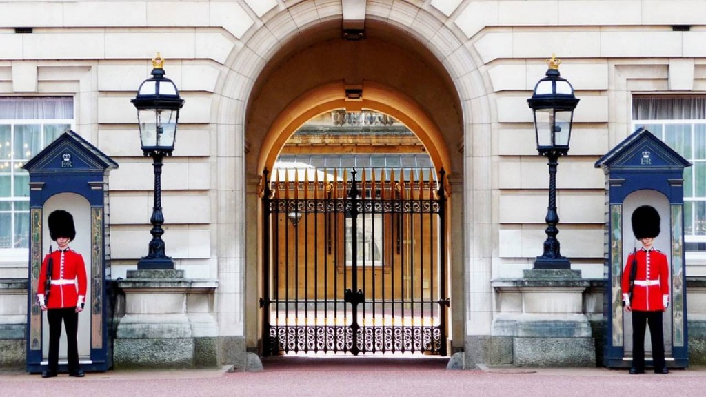 The King’s Gallery at Buckingham Palace (The King’s Gallery - Admission) - 3