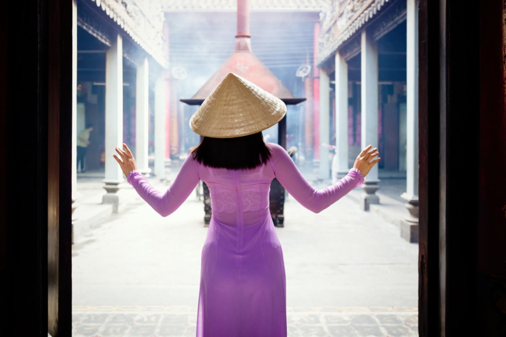 Professional Photo Shoot in Ho Chi Minh City (Professional Photo Shoot in Ho Chi Minh City - 1 Hour) - 1