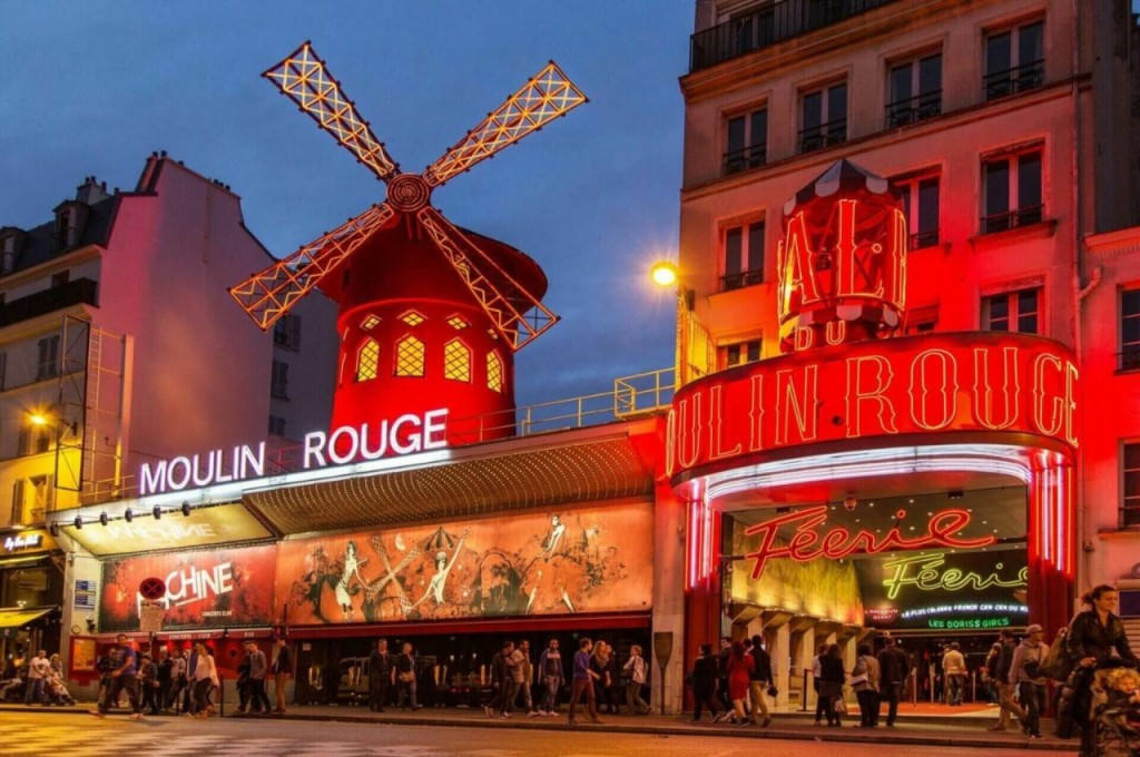 Paris Self-Guided Audio Tour: Eiffel Tower, Notre Dame Cathedral, Louvre Museum - 3