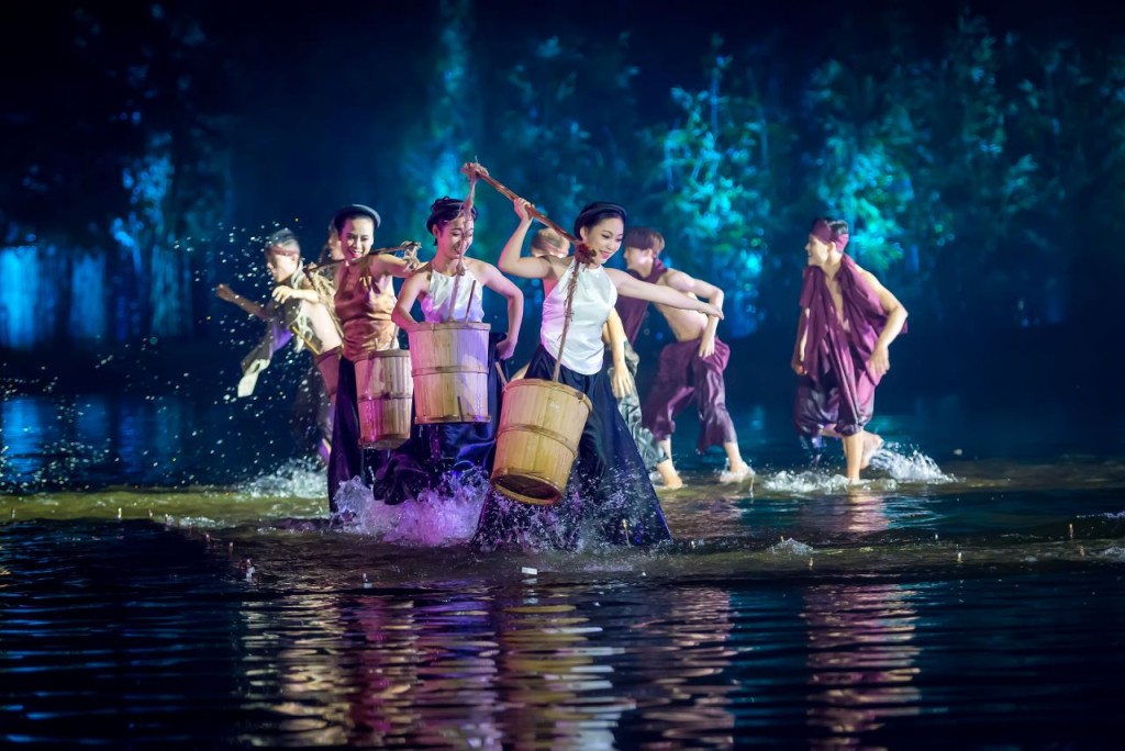 The Quintessence of Tonkin Show in Hanoi (Silver Seating (7:30 PM) + Round Trip Transfers from Imperial Citatel (pick-up 4:00 PM to 4:15 PM)) - 1
