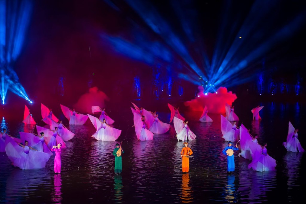 The Quintessence of Tonkin Show in Hanoi (Platinum Seating (7:30 PM)) - 3