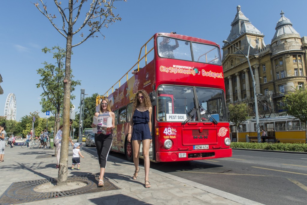 City Sightseeing Budapest Hop-on Hop-off Bus Tour (City Sightseeing Budapest Hop-on Hop-off Bus Tour - 24 Hours) - 3