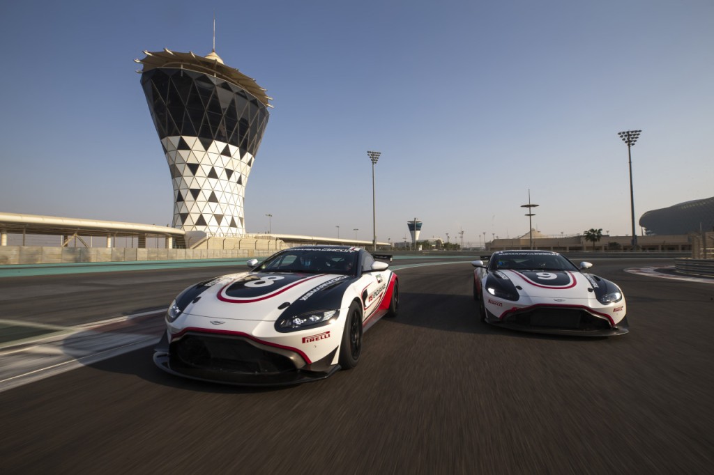 Yas Marina Circuit Aston Martin GT4 Driving Experience (Aston Martin GT4 Driving Experience) - 2