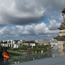 Berlin : Visite guidée du quartier du Parlement en allemand - 2