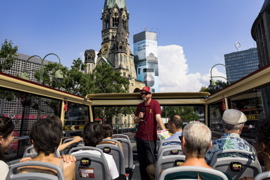 Big Bus Berlin Hop-on Hop-off Bus Tour (Explore Ticket (48 Hours) + Night Tour or The Wall Tour) - 2