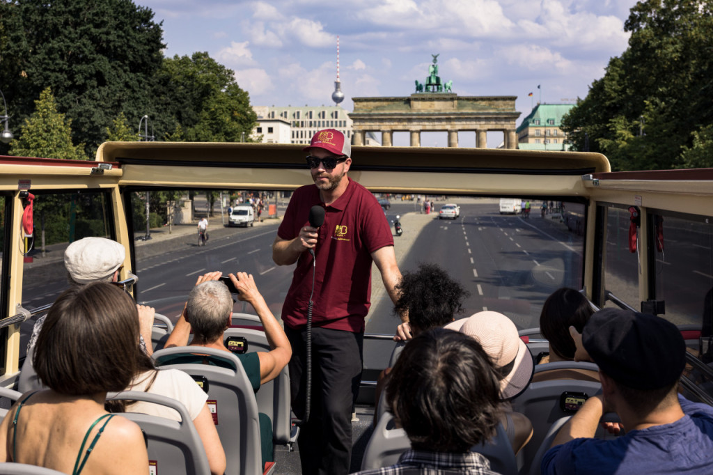 Big Bus Berlin Hop-on Hop-off Bus Tour (Night Tour) - 3