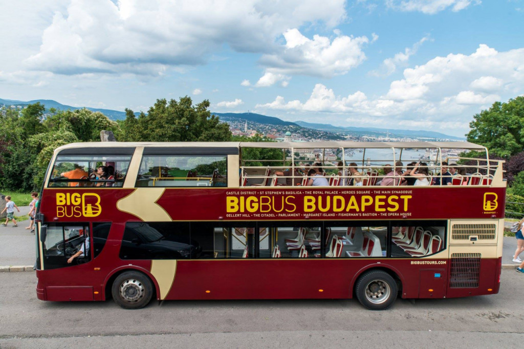 Big Bus Budapest Hop-on Hop-off Bus Tour (Essential Ticket (2 Days)) - 3