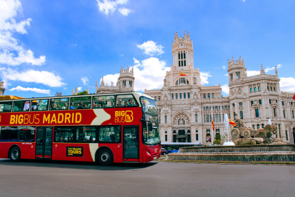 Big Bus Madrid Hop-on Hop-off Bus Tour (Panoramic Night Tour) - 1