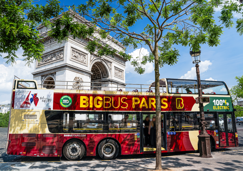 Big Bus Paris Hop-on Hop-off Bus Tour (Essential Ticket (24 Hours)) - 1